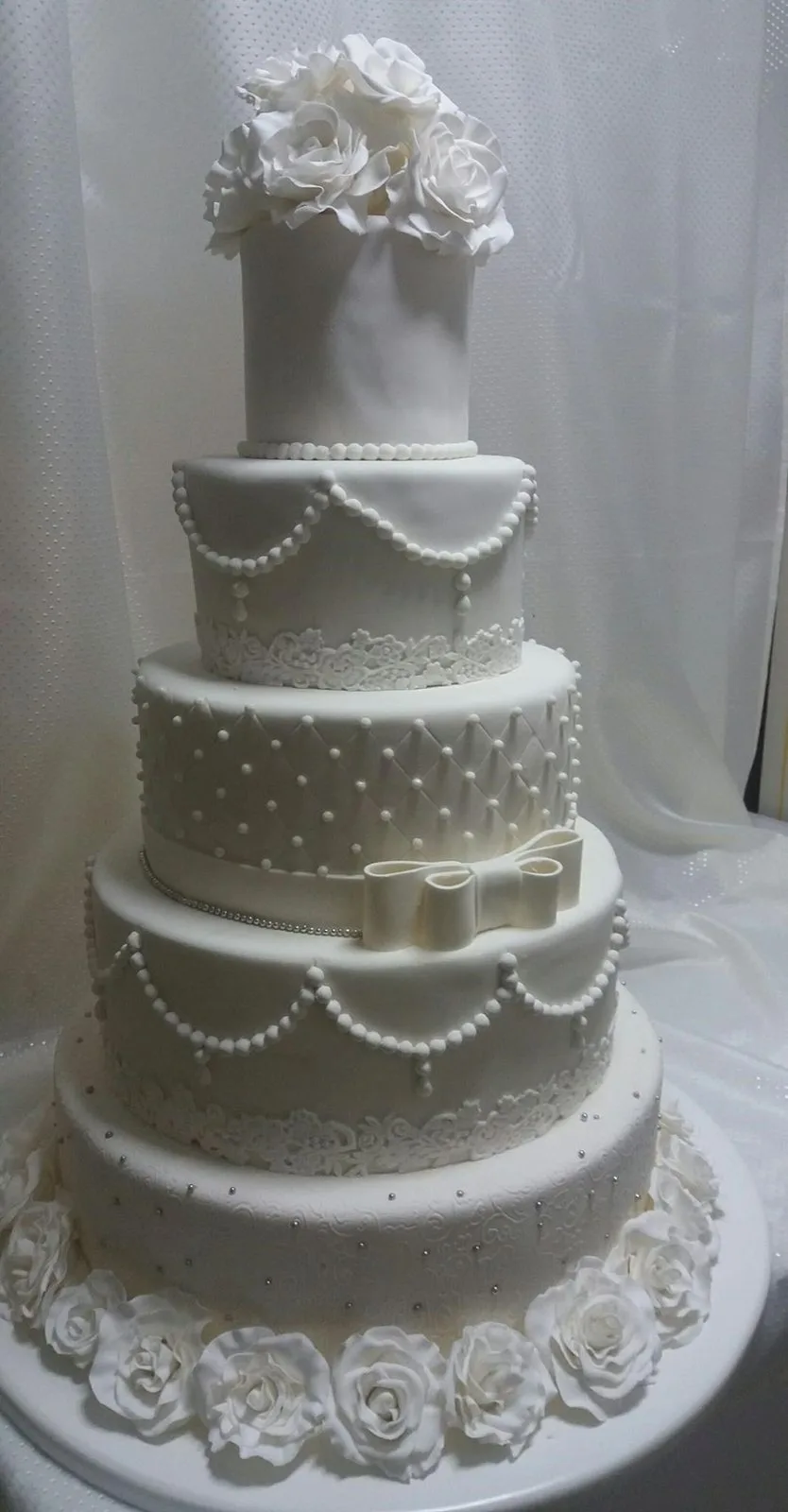 Dragana Torte — svadbena torta, Niš