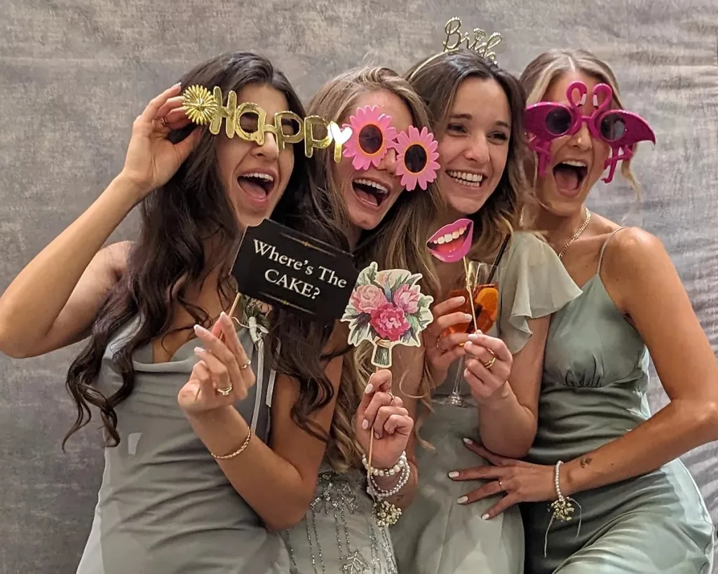 Foto Ogledalo Good Mood Booth — fotograf za venčanje, Beograd