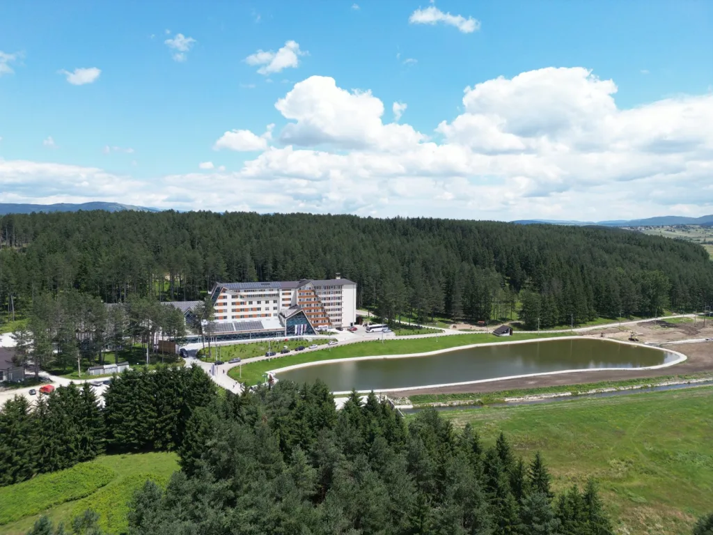 Hotel Borovi — hotel za venčanje, Sjenica