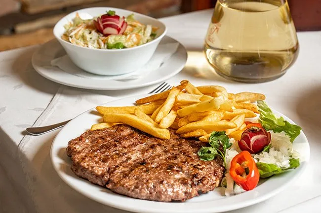 Restoran Putnik — sala za svadbe i proslave, Stara Pazova