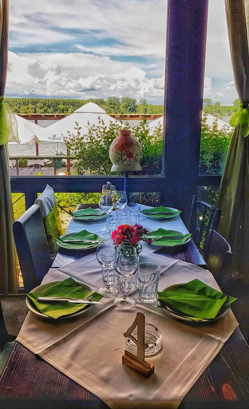 Restoran Reka — restoran za svadbe, Zemun, Beograd