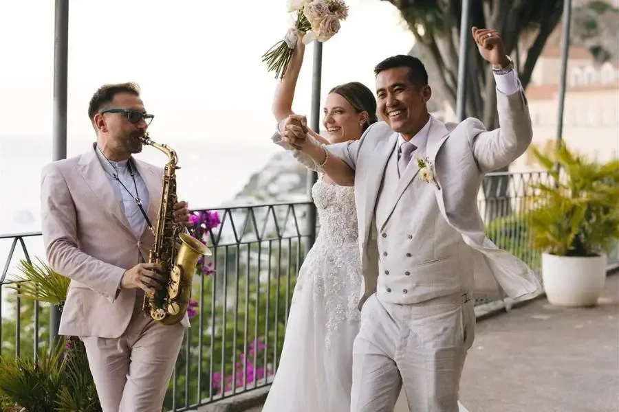 Saxtime Music — saksofon i DJ za venčanje, Niš