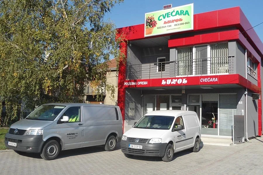 Cvećara Luxol — cveće za venčanje, Inđija
