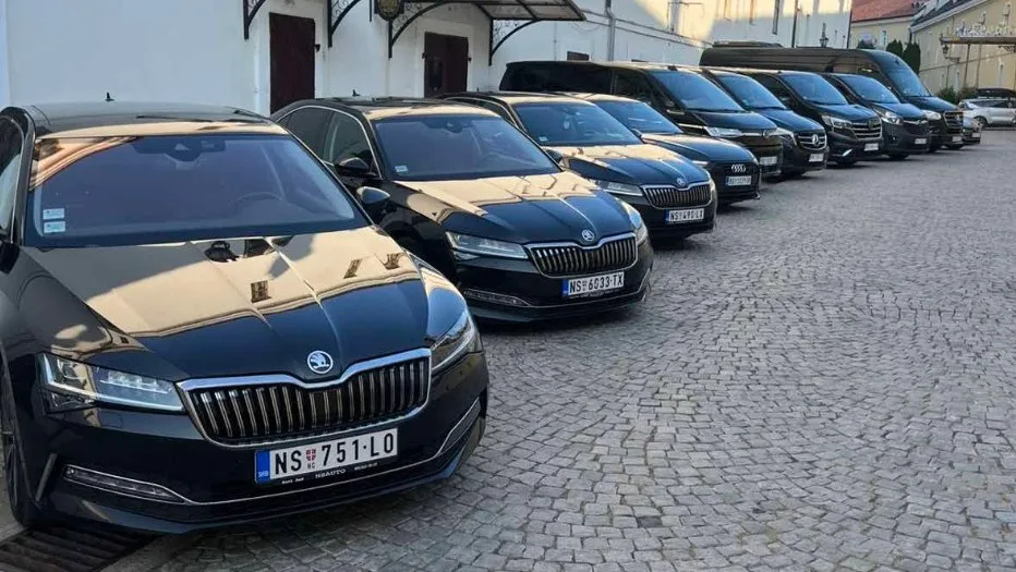 Teddy Limo