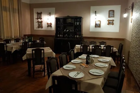 Restoran Dvor Bre — prostor za proslave Vranje