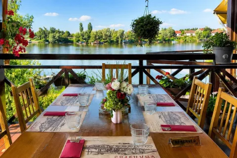 Restoran Sojenica — sala za venčanje Sremska Mitrovica