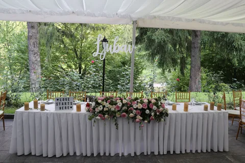Hotel Trayal — venčanje na otvorenom Kruševac