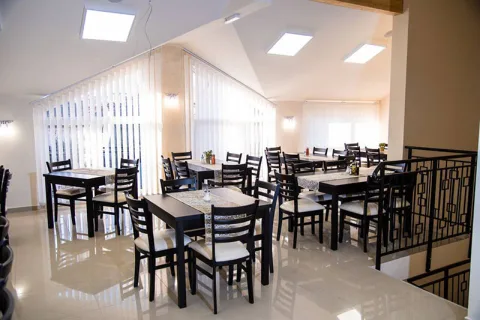 LaSta Restoran — venčanje na otvorenom Sremska Mitrovica