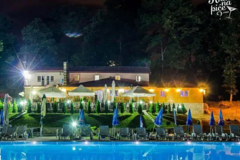 Mošin Gaj — venčanje na otvorenom Kraljevo