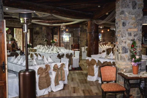 Etno selo Zabran — sala za venčanje Obrenovac
