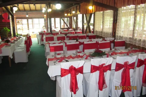 Restoran Dom — sala za venčanje Ovčar Banja