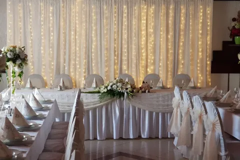 Papuli — sala za venčanje Senta