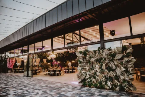 Verde venčanja na otvorenom — sala za venčanje Beograd