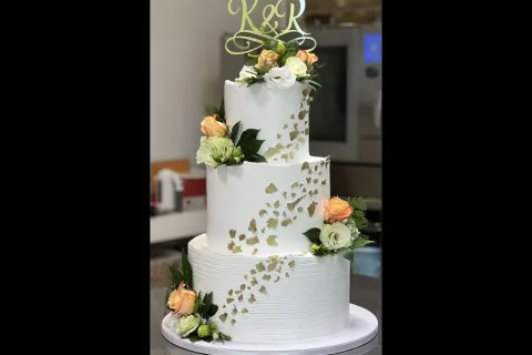 Bg Sweets Cake by In — poslastičarnica Beograd