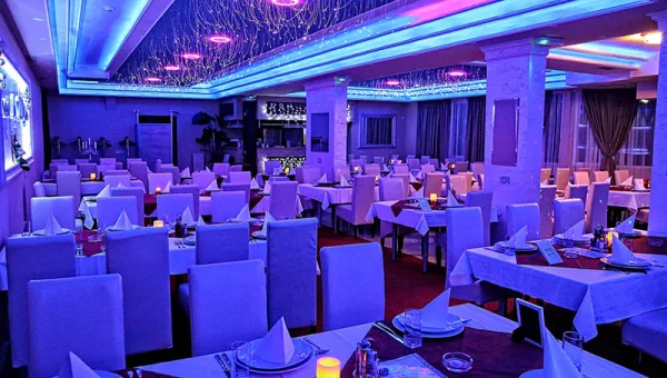 Hotel Novella Uno