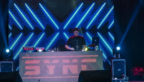 DJ Sync