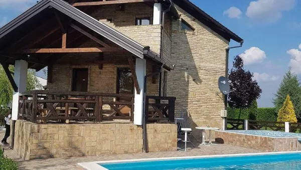 Vila Banstolska