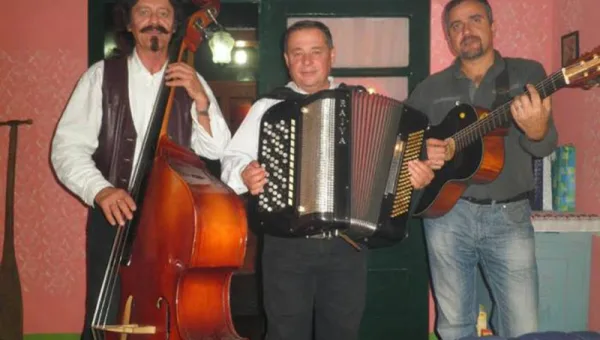 Čika Jocini Tamburaši